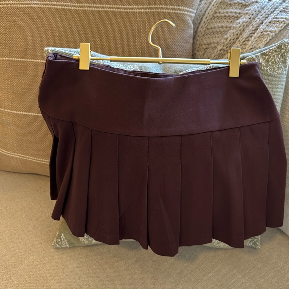 Abercrombie pleated skort